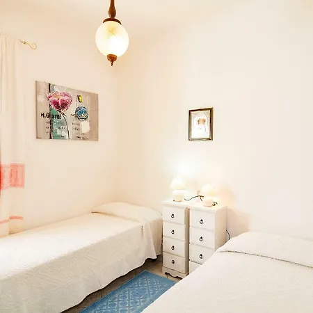 San Teodoro Apartment *